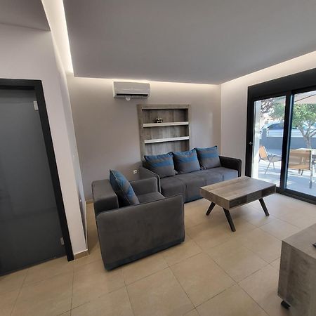 Radina Family Apart otel Kallithea  Dış mekan fotoğraf